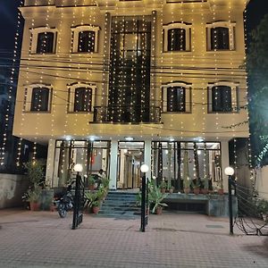 Anuja Hotel Railway Station